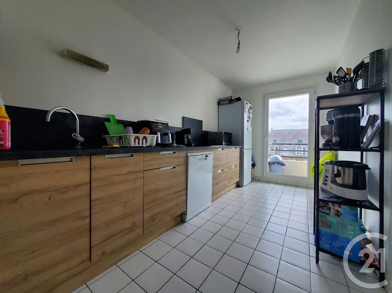 Location  appartement 4 pièces 80.66 m² à Rouen (76000), 1 205 €