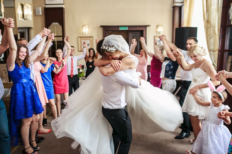 Wedding photographer Valeriy Golubkovich (iznichego). Photo of 3 September 2018