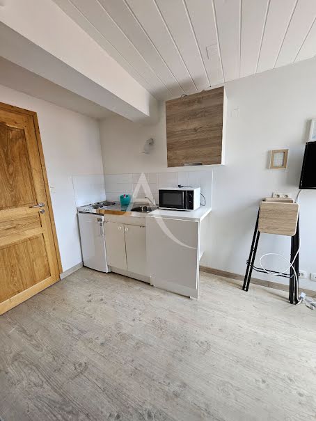 Location  appartement 1 pièce 13 m² à Albi (81000), 350 €