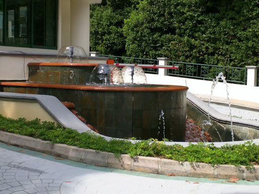 Signature Park Welcome Fountain 1