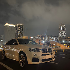 X4 M40i