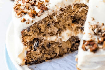 Classic Hummingbird Cake