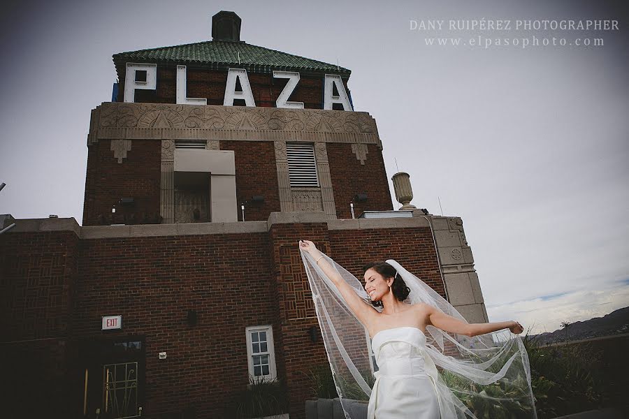 Fotógrafo de bodas Dany Ruiperez (renophoto). Foto del 8 de enero 2022