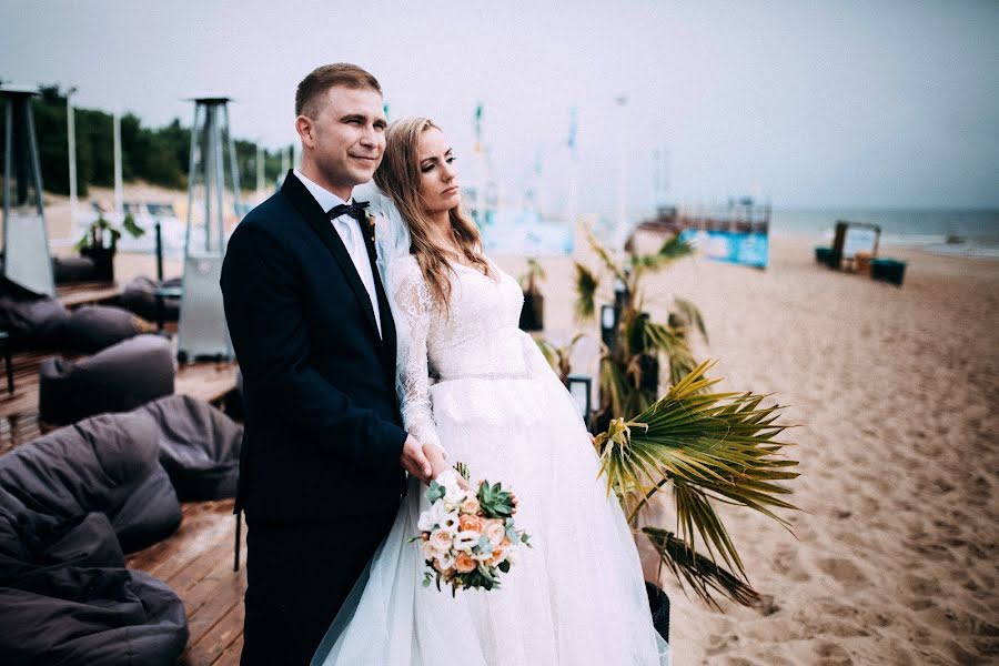 Fotógrafo de bodas Yuliya Normantas (julianormantas). Foto del 1 de julio 2017