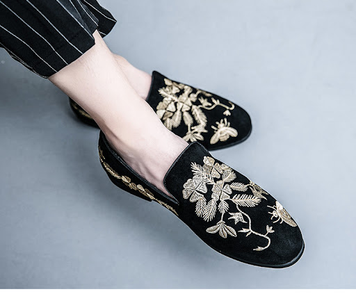 Title 2, Mens Embroidery Fashion Business Leather Shoes...