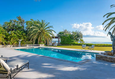 Villa with garden and terrace 2