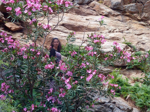 Exploring Ryakas: girl and oliander flowers