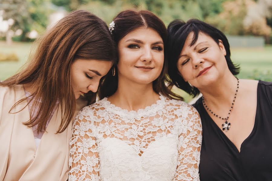 Wedding photographer Polina Borodevich (bpayli). Photo of 20 September 2018