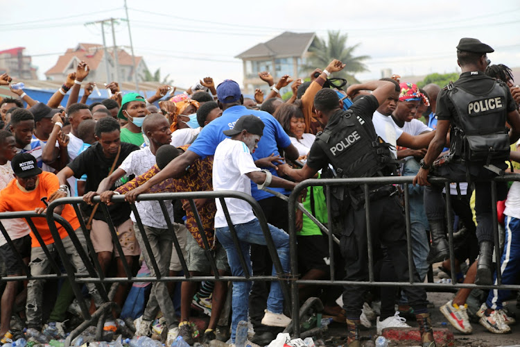 People arrive to attend the concert of the Congolese singer Fally Ipupa, at the Martyrs stadium in Kinshasa, the Democratic Republic of the Congo, October 29 2022. Picture: JUSTIN MAKANGARA/REUTERS