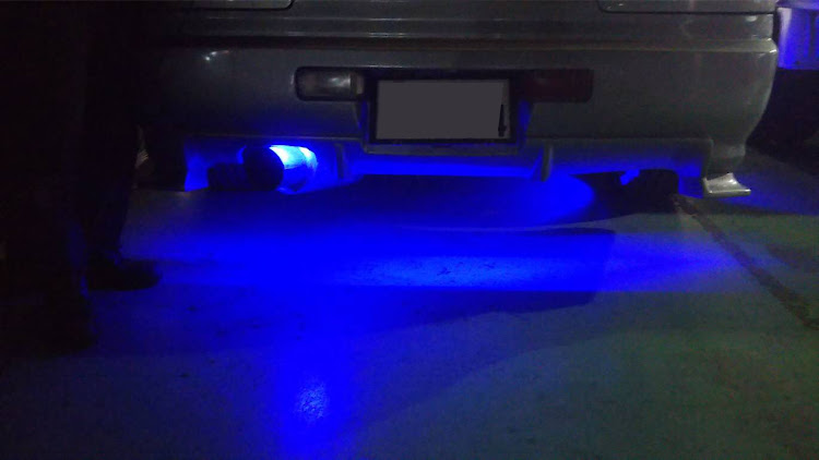スカイラインのLED・アンダーLED・ローターLED・青・ワイルドスピードに関するカスタム事例の投稿画像3枚目