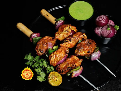 Tandoori Paneer Momos [8 Pcs]