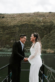 Wedding photographer Kevin Miranda (kmfotoec). Photo of 20 April 2021