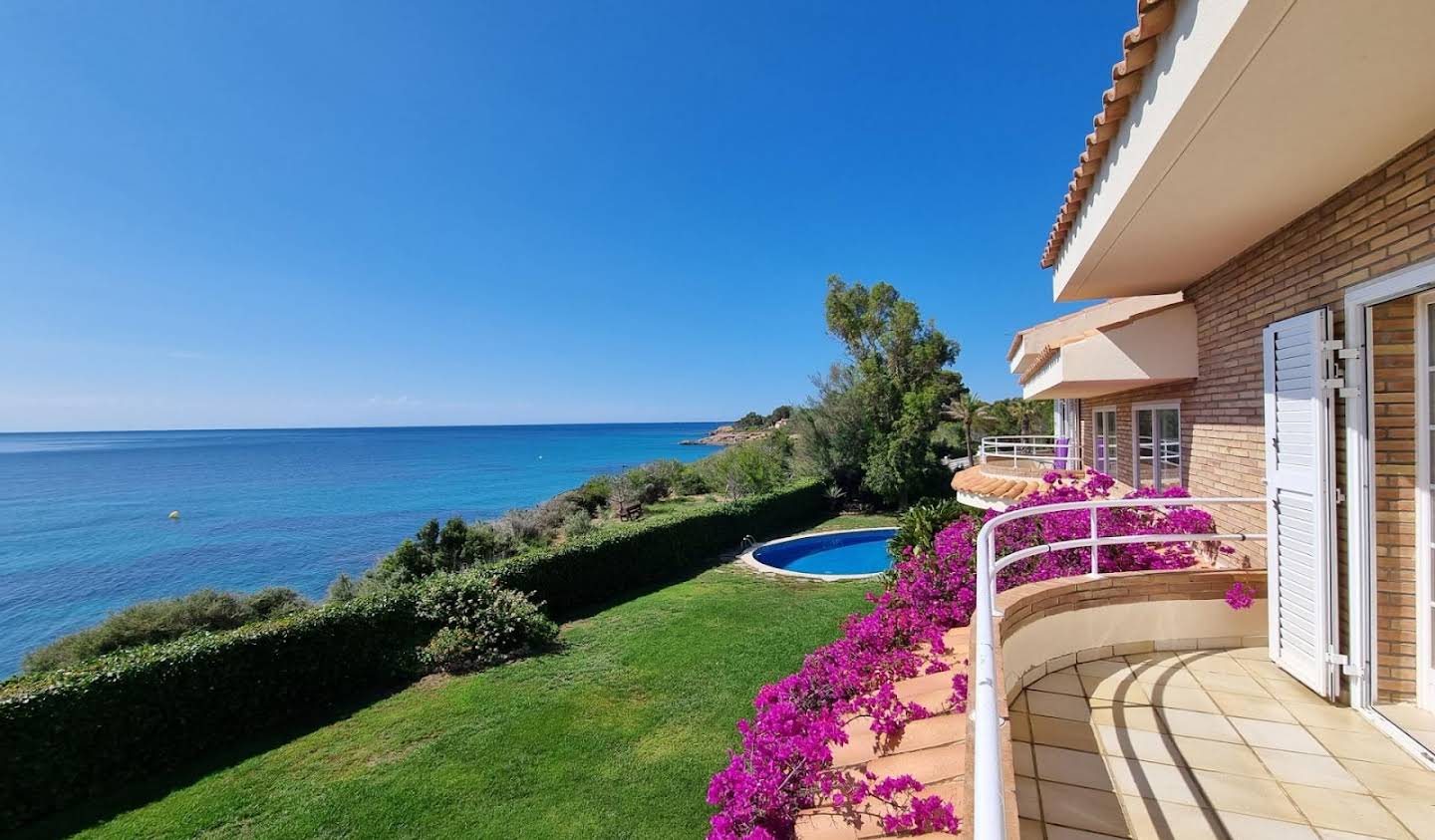 Maison avec piscine et terrasse L'Ametlla de Mar