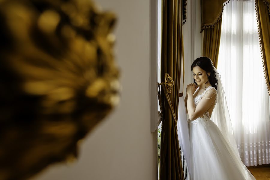 Fotógrafo de bodas Chelmu Stefan (blitzstudio). Foto del 13 de septiembre 2021