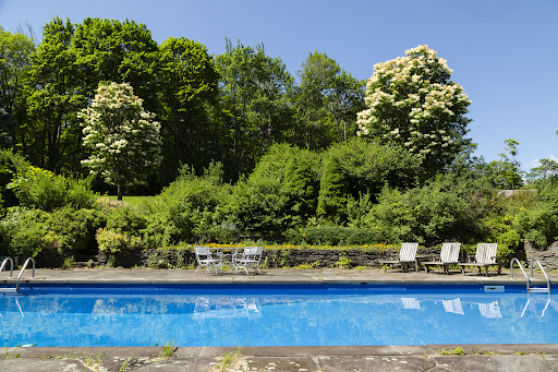 House with pool and garden 5