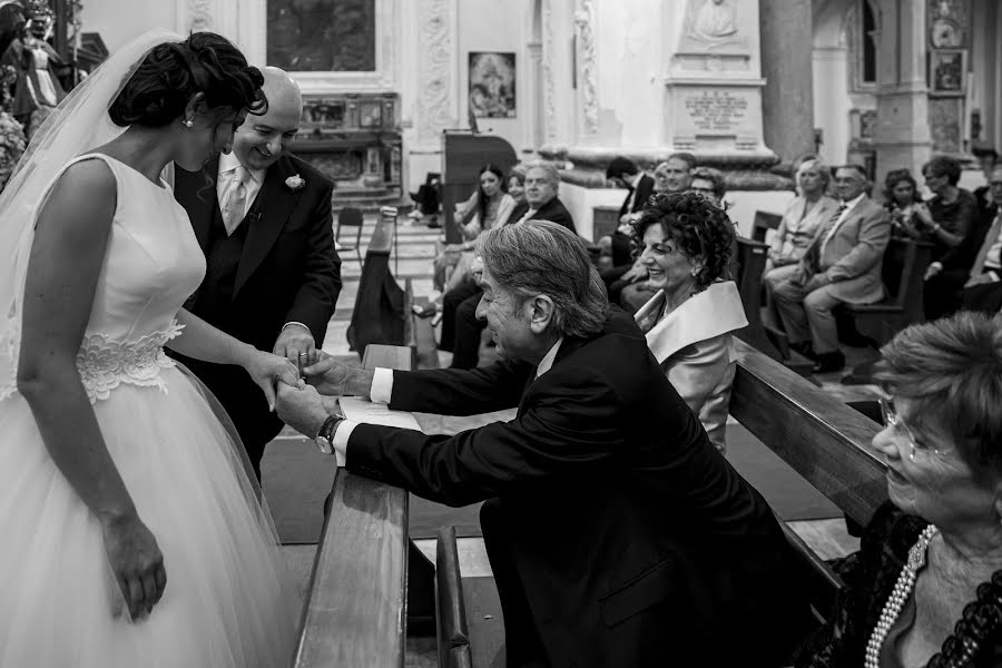 Wedding photographer Sandro Guastavino (guastavino). Photo of 7 March 2020