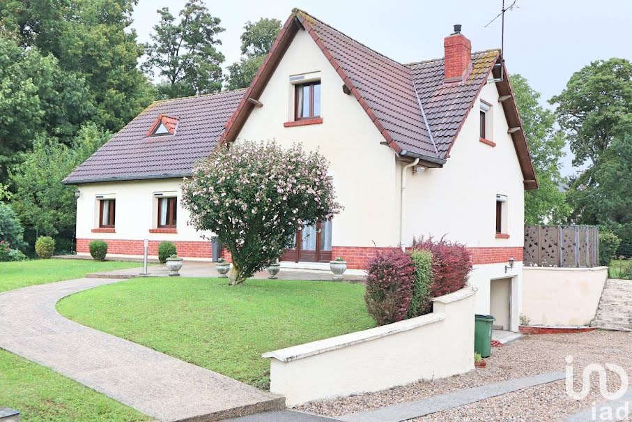 Vente maison 8 pièces 161 m² à Sains-en-Amiénois (80680), 410 200 €