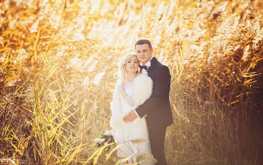 Wedding photographer Artem Goncharov (odinmig). Photo of 16 November 2013