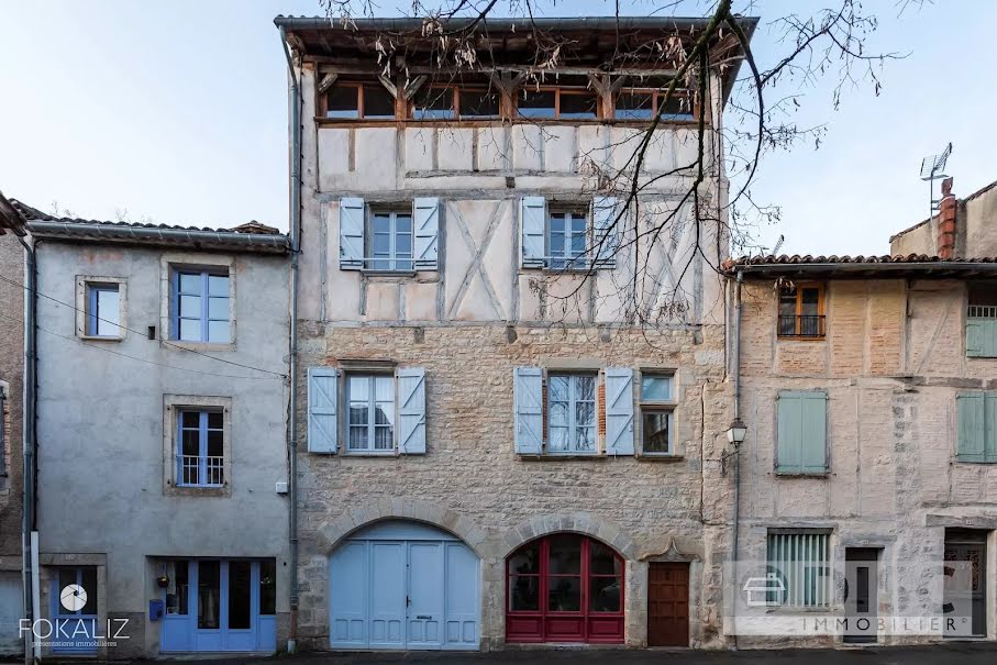 Vente propriété 9 pièces  à Saint-Antonin-Noble-Val (82140), 295 000 €