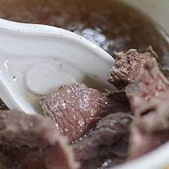 鬍鬚忠牛肉湯