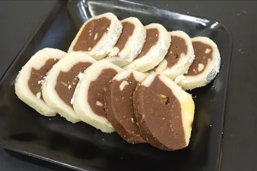 Mawa Chocolate Roll