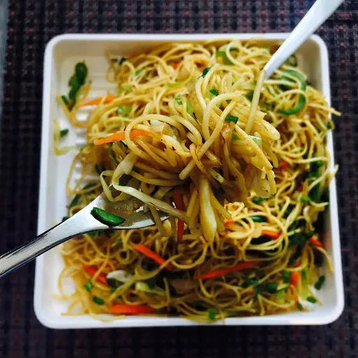 Desi Chowmein