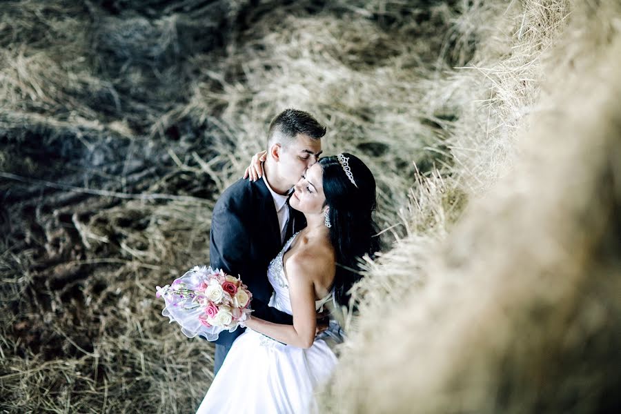 Photographe de mariage Anton Balashov (balashov). Photo du 1 mars 2016