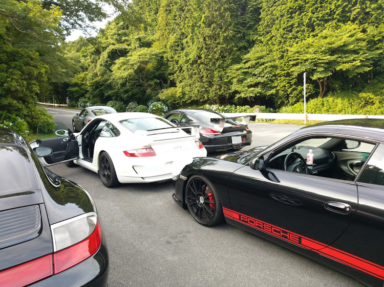 996カレラの箱根ツーリング・ケイマン・ポルシェ997GT3に関するカスタム事例の投稿画像2枚目