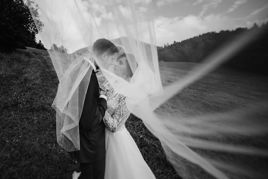 Photographe de mariage Jozef Závodník (dobrasvadba). Photo du 21 octobre 2023