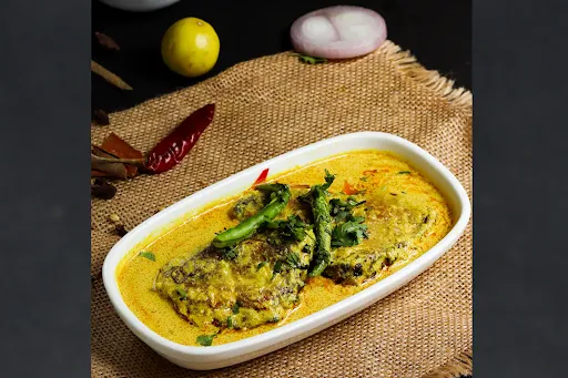 Pabda Fish Curry With Mustard Sauce