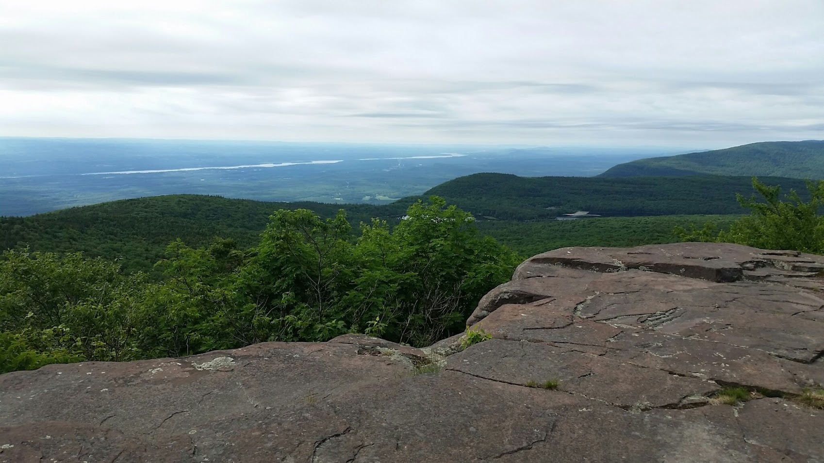 For those of you who know, this pic is out of order. Deal with it.