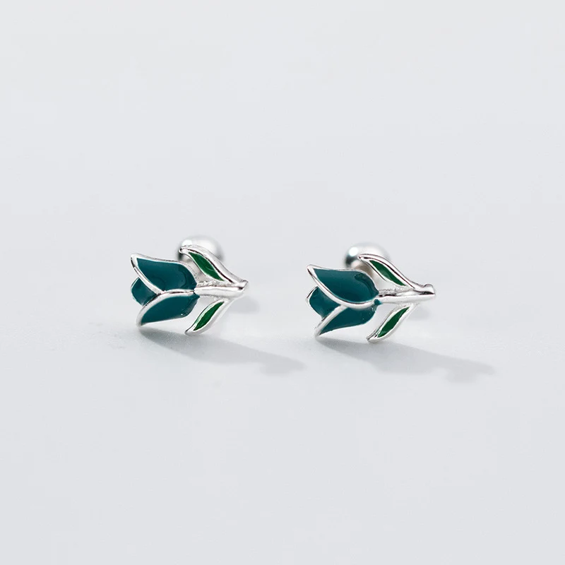 S925 Sterling zilveren tulp draad oorstekers, elegant en subtiel. Deze oorbellen zijn perfect voor dagelijks gebruik en een vleugje stijl.