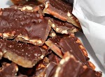 caramel pretzel bark was pinched from <a href="https://www.facebook.com/photo.php?fbid=599261126761828" target="_blank">www.facebook.com.</a>