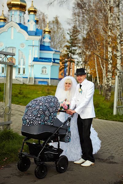 Fotograf ślubny Aleksandr Vedyashkin (wed42). Zdjęcie z 4 grudnia 2013