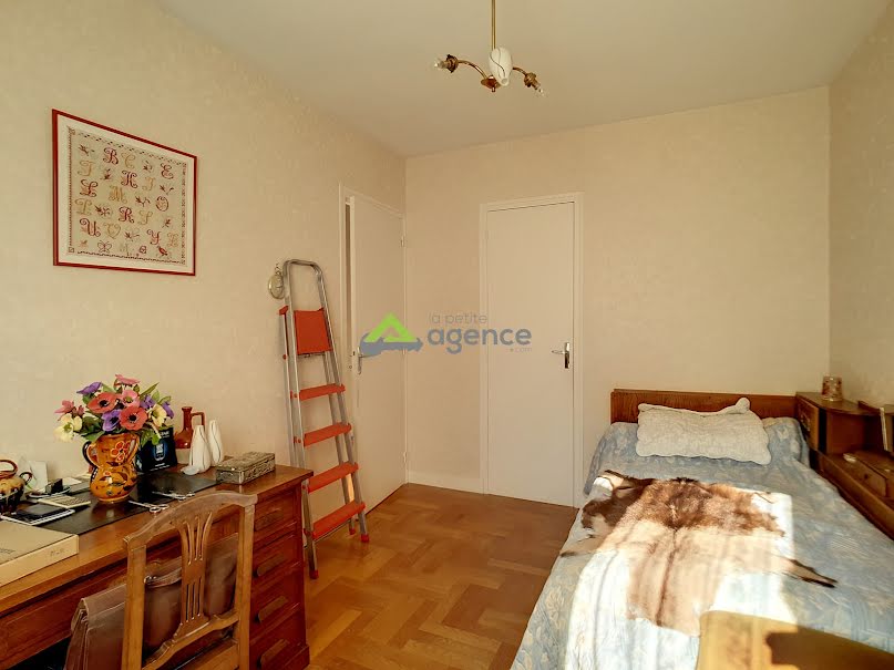 Vente appartement 3 pièces 68 m² à Gueret (23000), 64 800 €