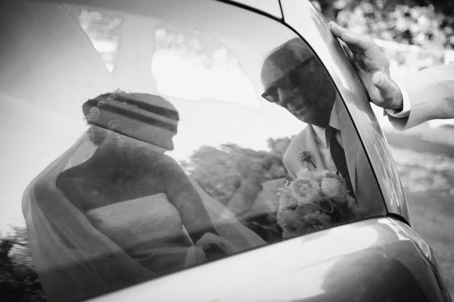 Fotografo di matrimoni Carmela Fasano (entireforwedding). Foto del 8 novembre 2019