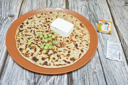 Matar Paneer Paratha