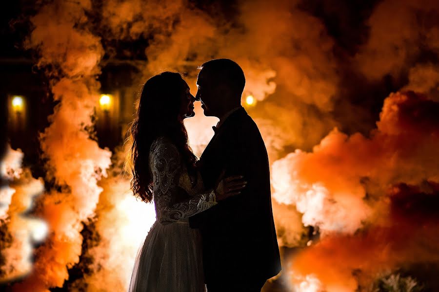 Fotógrafo de casamento Valeriya Ezerskaya (ezerskayalera). Foto de 8 de março 2021