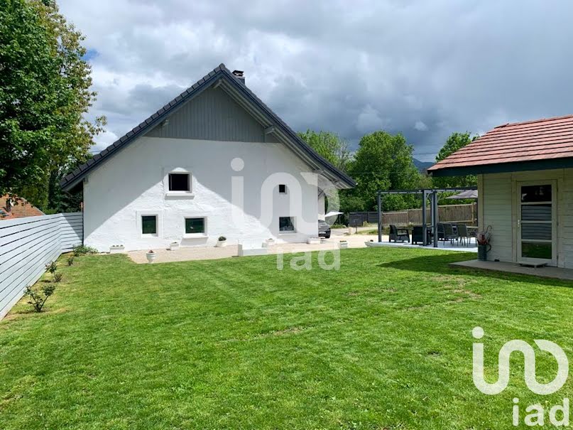 Vente ferme 7 pièces 191 m² à Scientrier (74930), 580 000 €