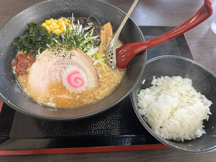 ミニ クラブマンの便利なトヨタ　遊び心のMINI・食レポ・一日一麺・たまにハズレのオヤツ⁉️・さむいに関するカスタム事例の投稿画像3枚目