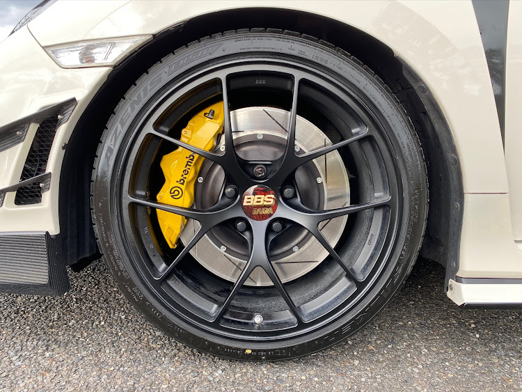 シビックタイプRのブレンボキャリパー・M&Mホンダ・売れないね^_^;に関するカスタム事例の投稿画像3枚目