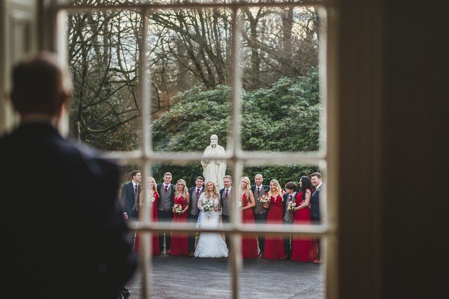 Wedding photographer Sara Kirkham (pixietteinthece). Photo of 23 January 2020