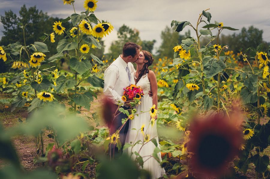 Hääkuvaaja Christopher Rubey (rubeyweddings). Kuva otettu 27. tammikuuta 2020