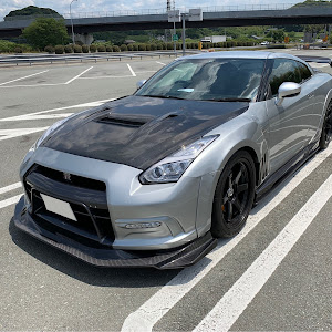 NISSAN GT-R R35