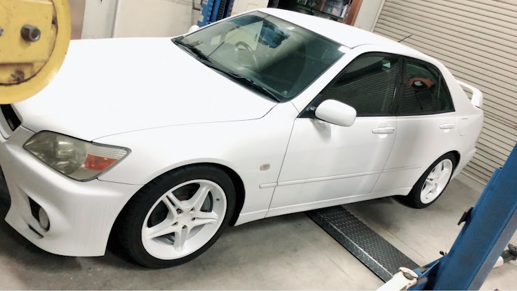 アルテッツァの#アルテッツァ・車高調に関するカスタム事例の投稿画像1枚目