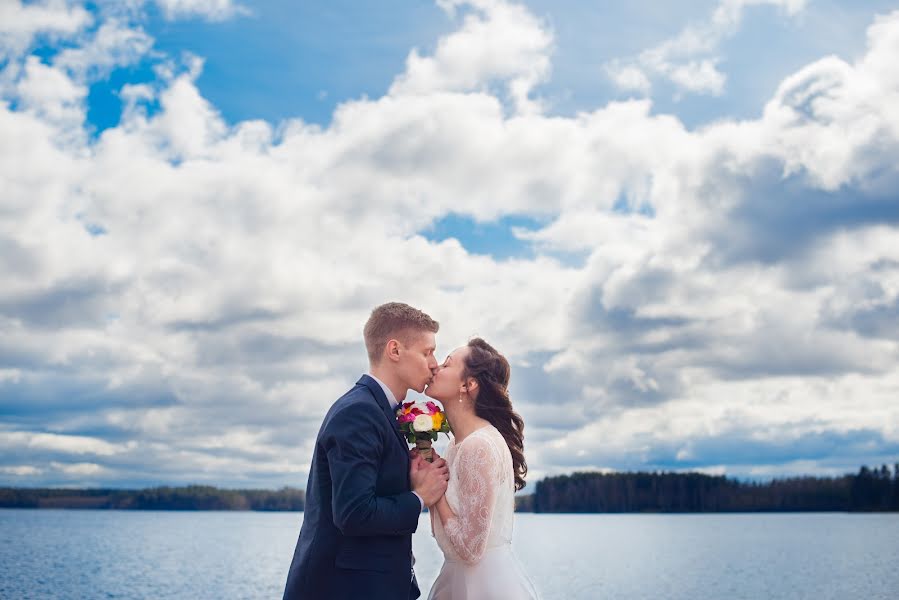 Fotografo di matrimoni Anastasiya Shvedkova (takephoto). Foto del 28 aprile 2017