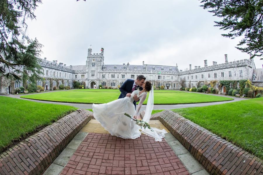 Fotografo di matrimoni Laura Benson (laura1147). Foto del 10 febbraio 2019