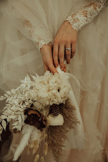 Wedding photographer Asel Kashani (asel). Photo of 6 February 2021