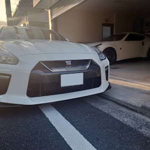 NISSAN GT-R R35