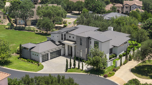 Property purchase in San Antonio (United States) - Modern villa with garden and double garage